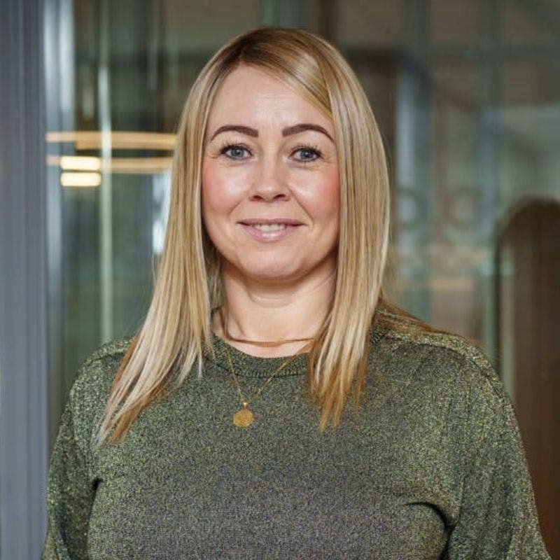 Halla Árnadóttir